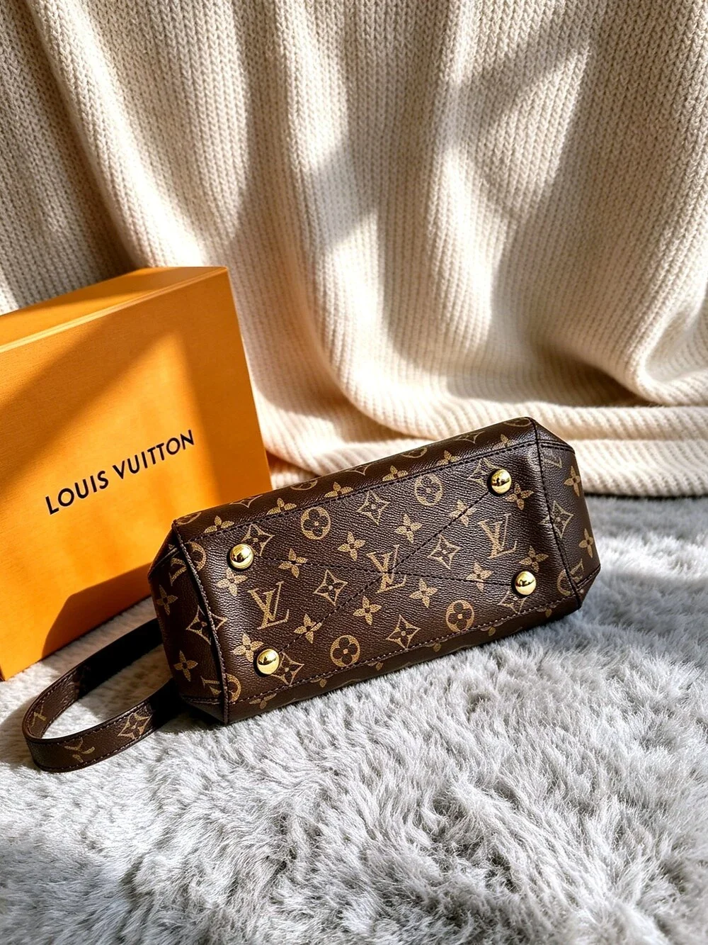 Louis Vuitton Montaigne BB Bag